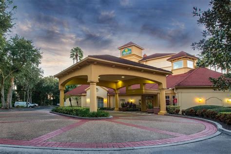 Country inn and suites brandon fl  Located off of Interstate 75, this hotel features a continental breakfast and a fitness center